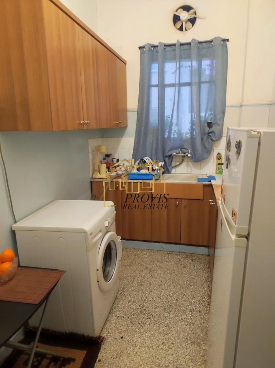 (For Sale) Residential Apartment || Athens Center/Athens - 52 Sq.m, 1 Bedrooms, 75.000€ 